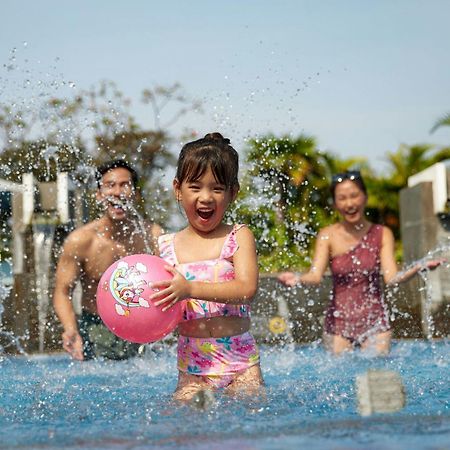 Sheraton Grand Jakarta Gandaria City Hotel Экстерьер фото