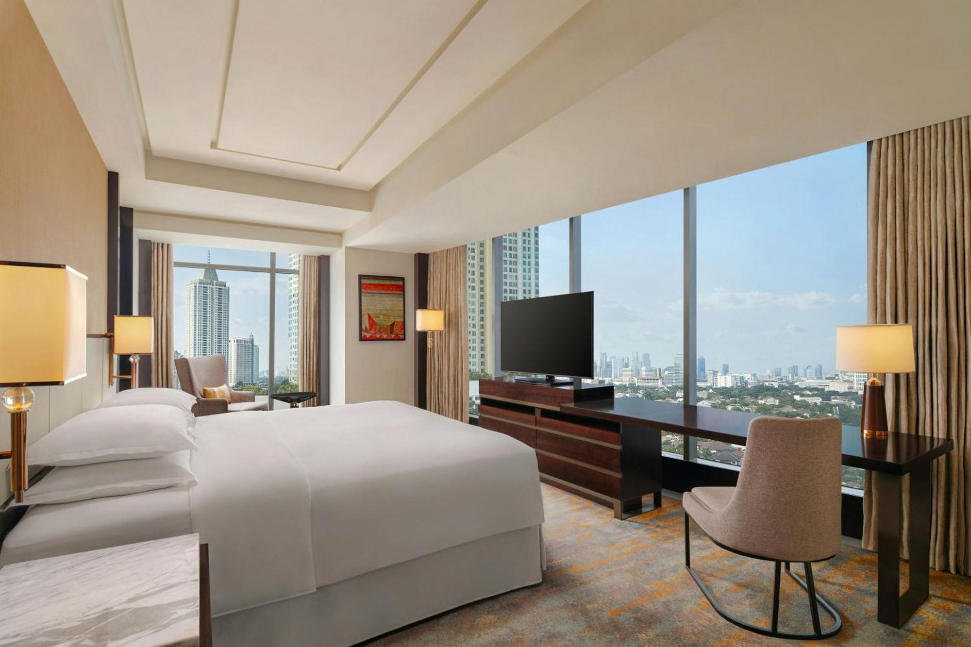 Sheraton Grand Jakarta Gandaria City Hotel Экстерьер фото