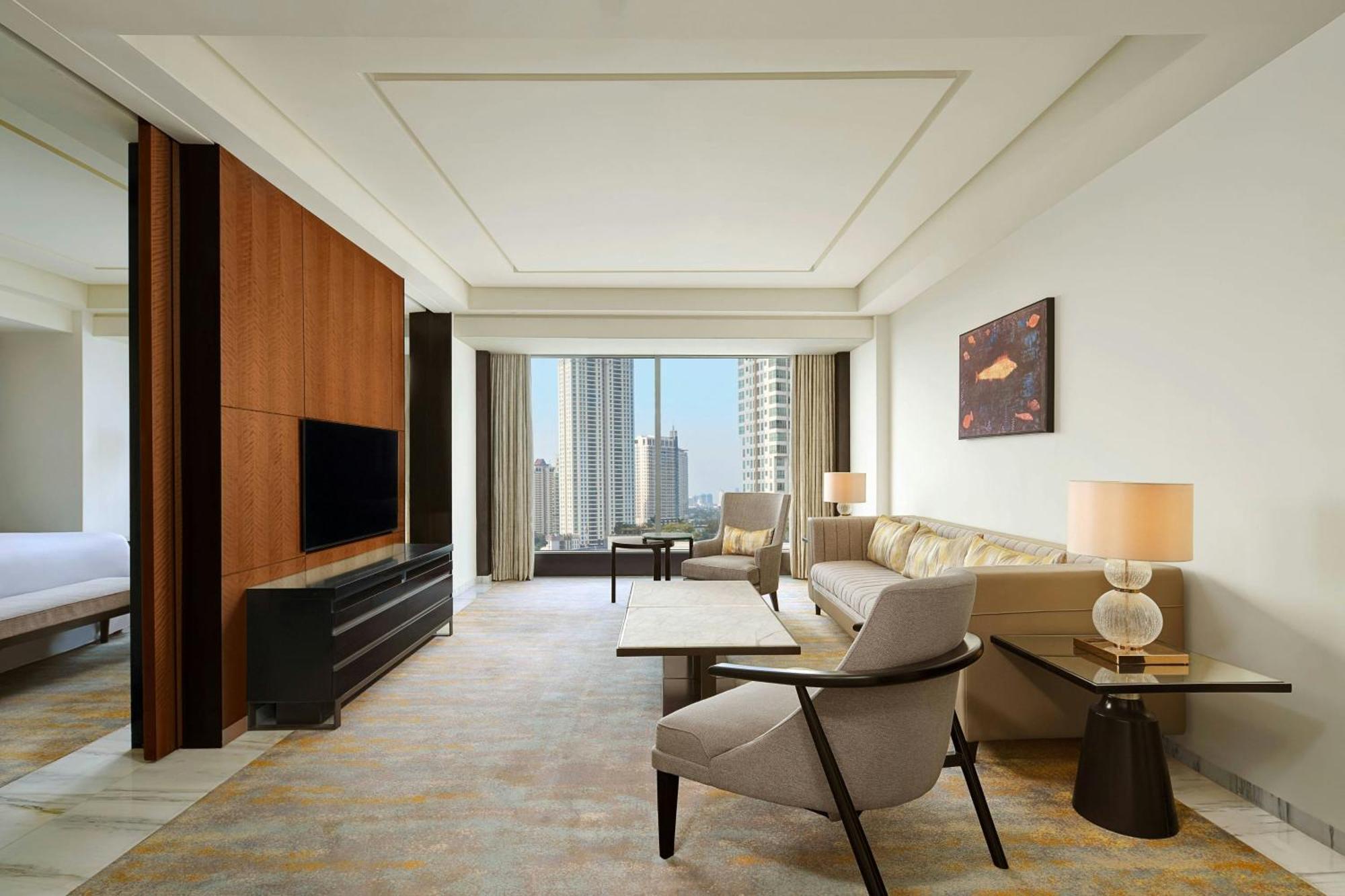 Sheraton Grand Jakarta Gandaria City Hotel Экстерьер фото