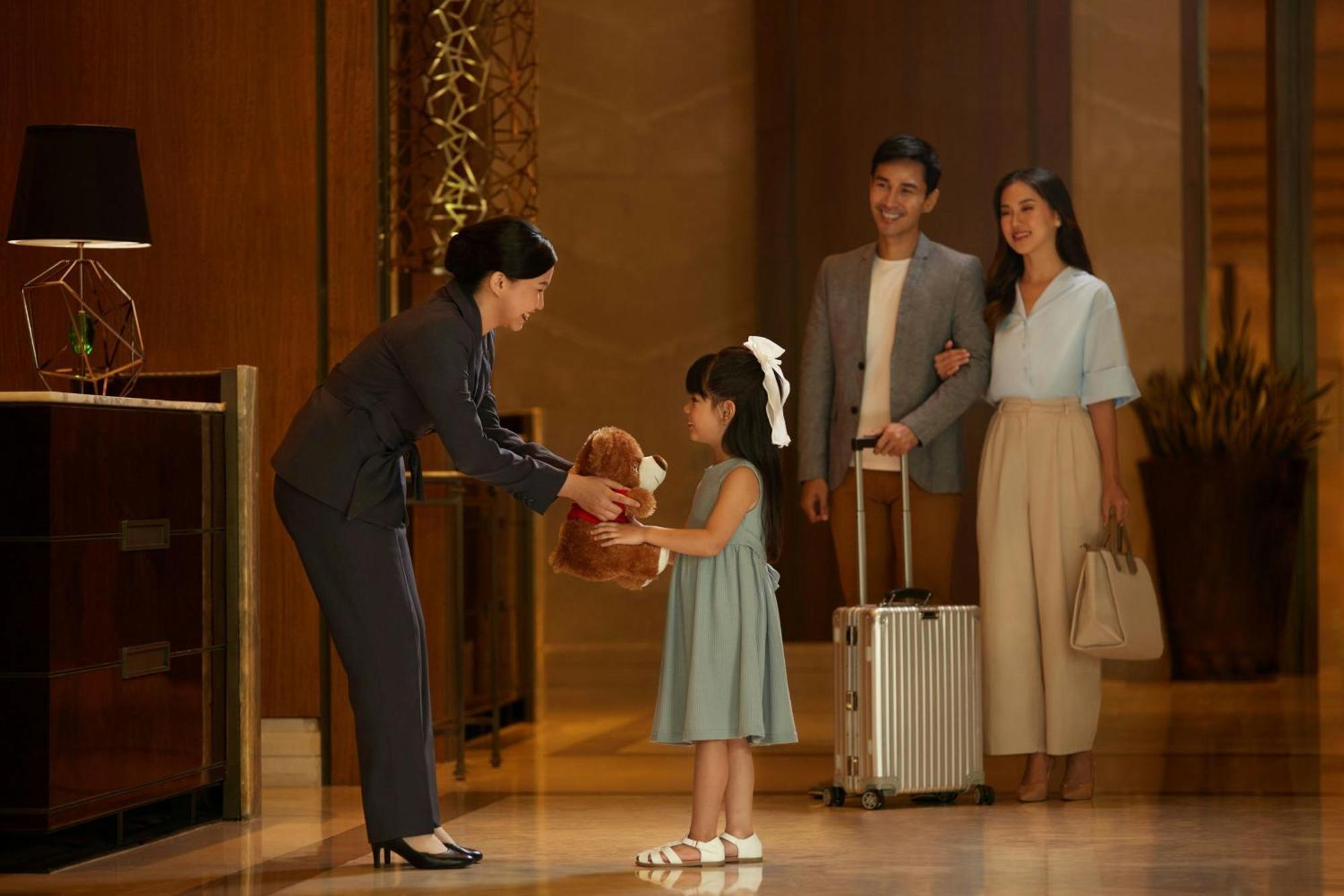 Sheraton Grand Jakarta Gandaria City Hotel Экстерьер фото