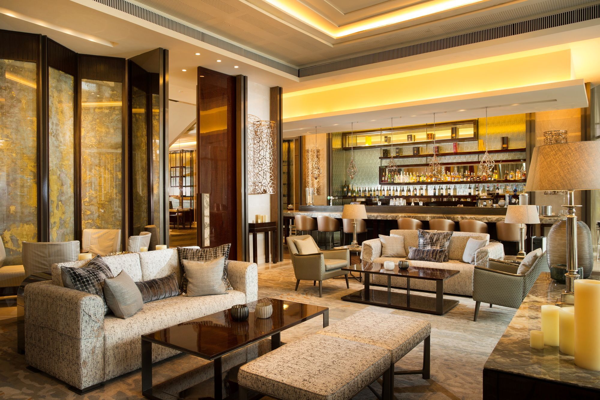 Sheraton Grand Jakarta Gandaria City Hotel Экстерьер фото
